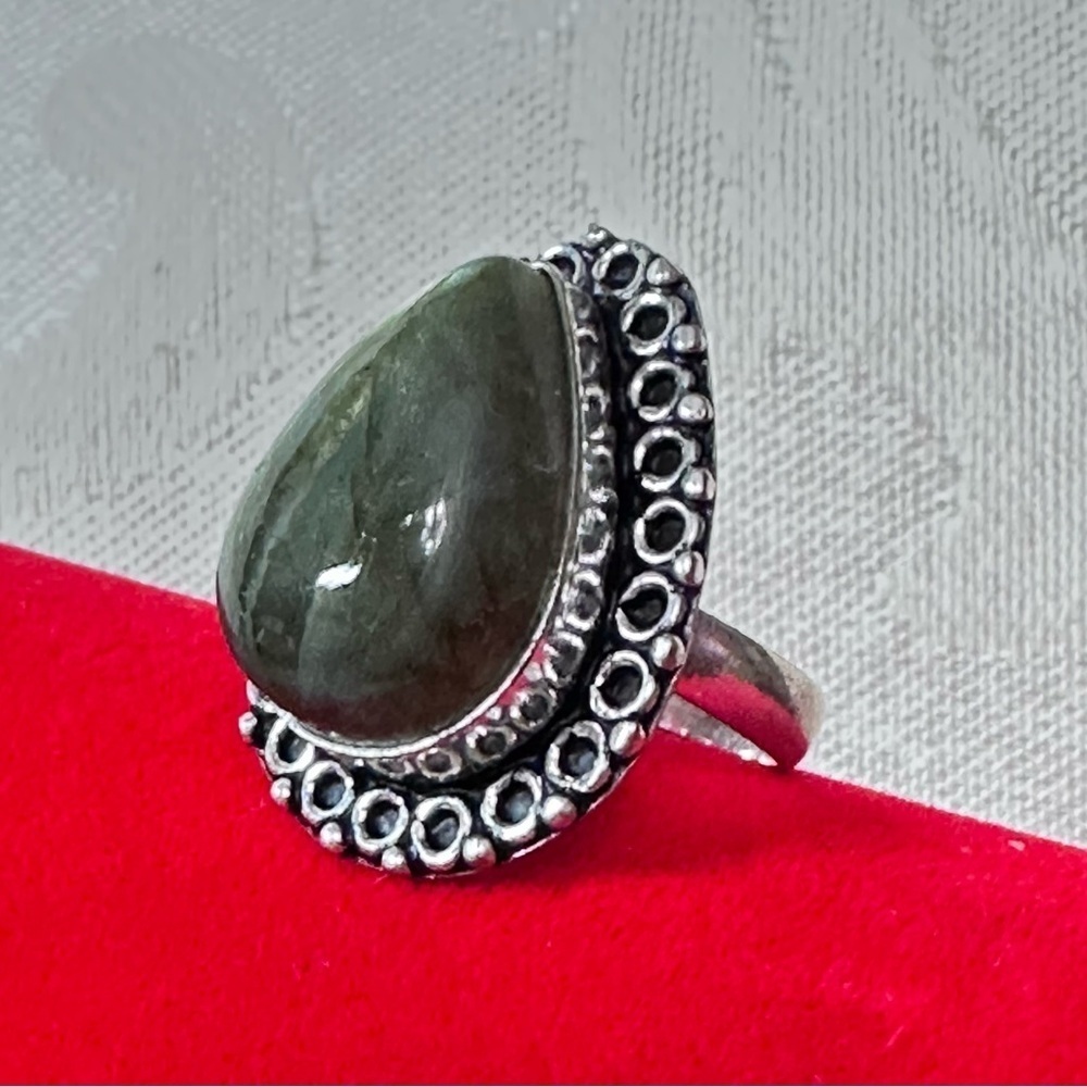 Artisan Handcrafted Ring “Labradorite” Polished Large Natural Stone SIZE 7.25